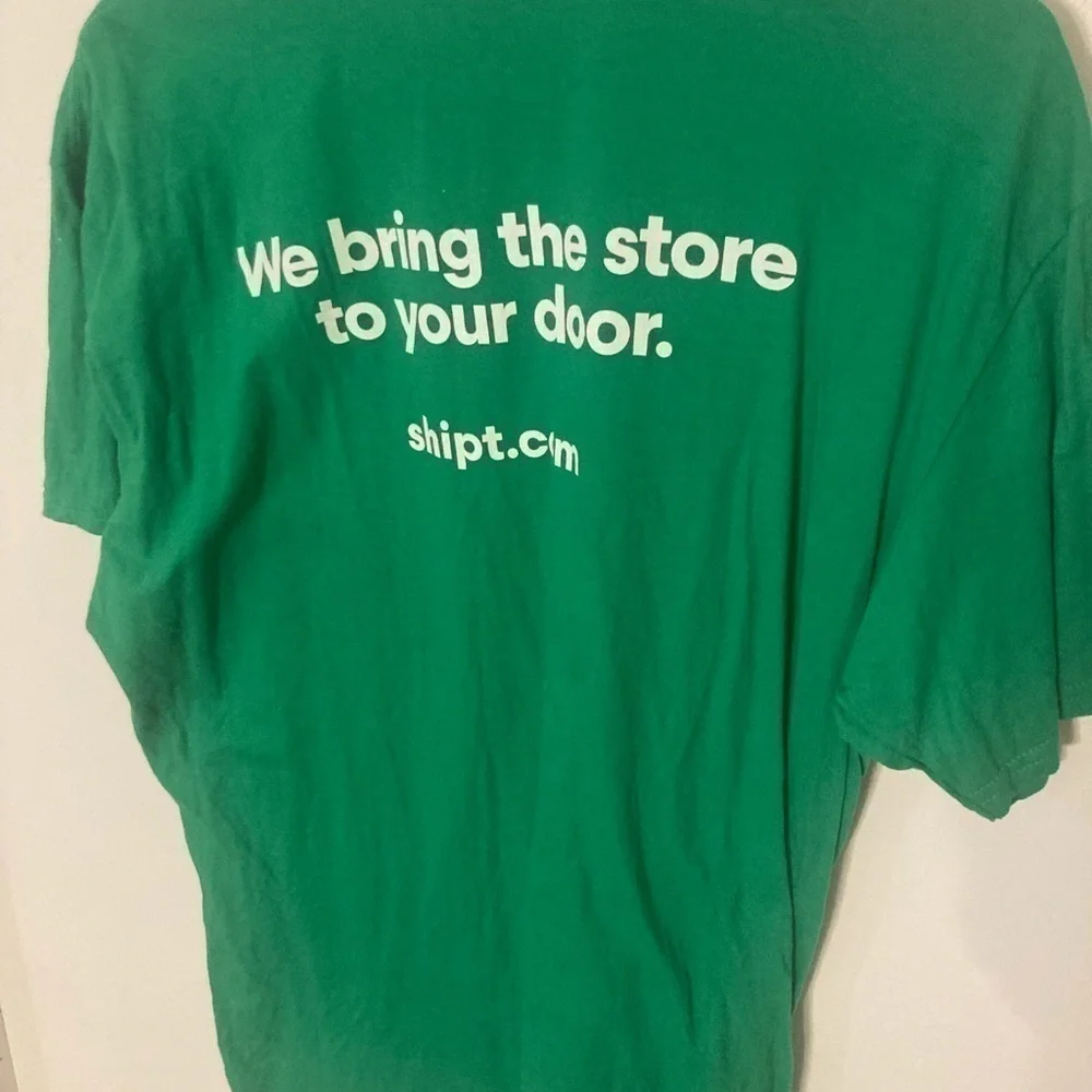 Shipt Shopper gear. 7 T-shirts. 6 of them are size XL & 1 of them is size L